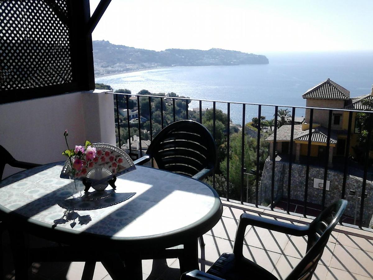 vistas a mar, en paraje natural La Herradura  Exterior foto
