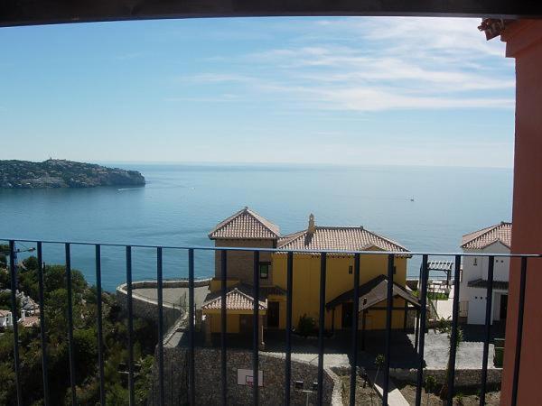 vistas a mar, en paraje natural La Herradura  Exterior foto
